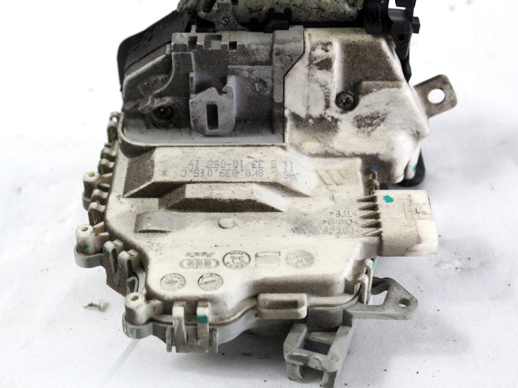 CENTRALNA KLJUCAVNICA ZADJIH LEVIH VRAT OEM N. 8K0839015C ORIGINAL REZERVNI DEL AUDI A5 8T COUPE/5P (2007 - 2011) DIESEL LETNIK 2011