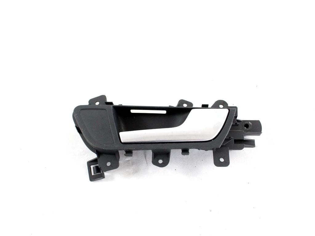 NOTRANJA KLJUKA  OEM N. 8K0839020E ORIGINAL REZERVNI DEL AUDI A5 8T COUPE/5P (2007 - 2011) DIESEL LETNIK 2011