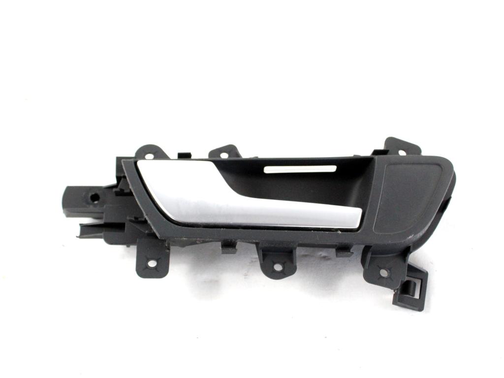 NOTRANJA KLJUKA  OEM N. 8K0839019E ORIGINAL REZERVNI DEL AUDI A5 8T COUPE/5P (2007 - 2011) DIESEL LETNIK 2011