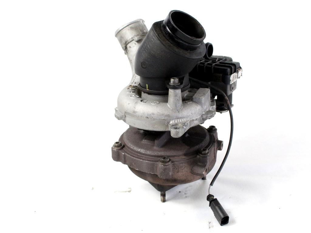 TURBINA OEM N. 059145722S ORIGINAL REZERVNI DEL AUDI A5 8T COUPE/5P (2007 - 2011) DIESEL LETNIK 2011