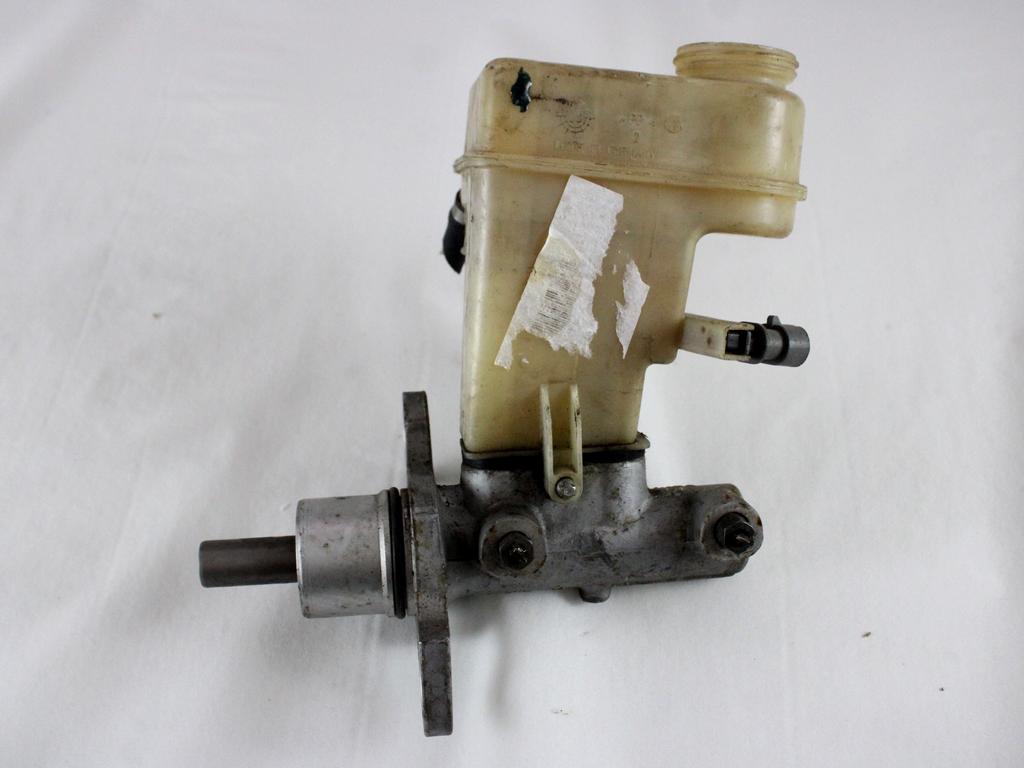 ZAVORNI CILINDER OEM N. 77363612 ORIGINAL REZERVNI DEL FIAT CROMA 194 MK2 (2005 - 10/2007)  DIESEL LETNIK 2006