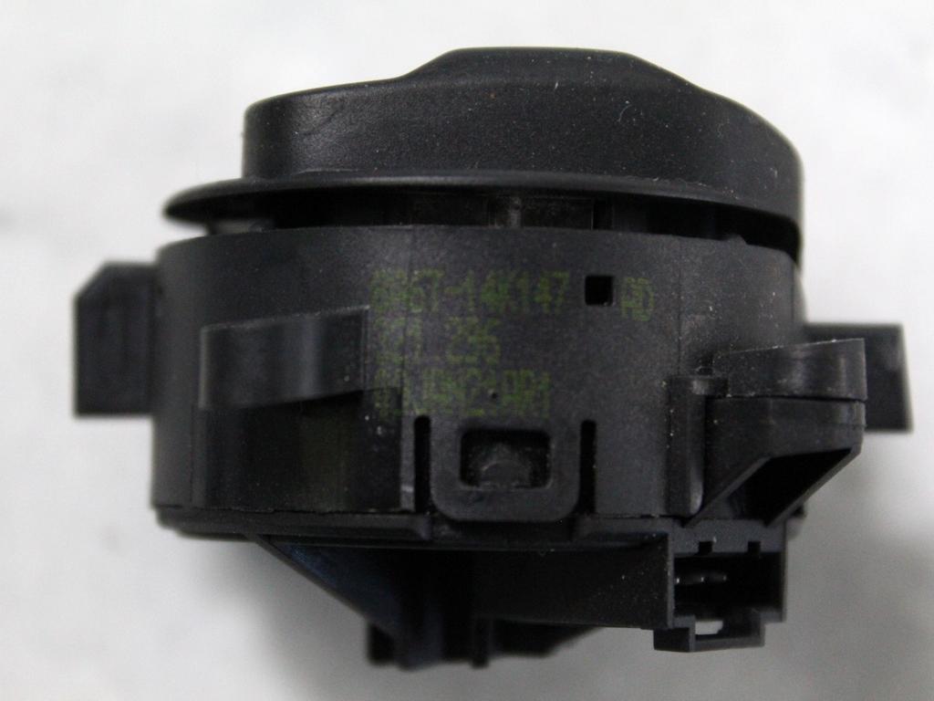 MULTIFUNKCIJSKI VOLAN OEM N. 8A6T-14K147-AD ORIGINAL REZERVNI DEL FORD FIESTA CB1 CNN MK6 (09/2008 - 11/2012) DIESEL LETNIK 2009