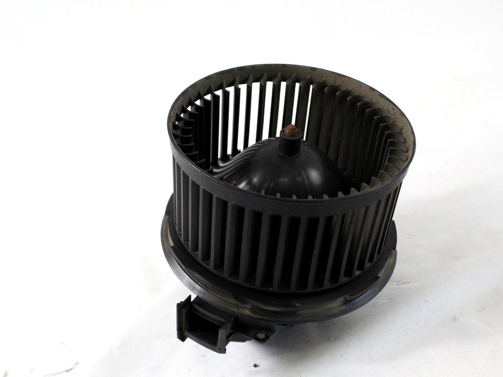 VENTILATOR  KABINE  OEM N. 8E2H-18456-AA ORIGINAL REZERVNI DEL FORD FIESTA CB1 CNN MK6 (09/2008 - 11/2012) DIESEL LETNIK 2009