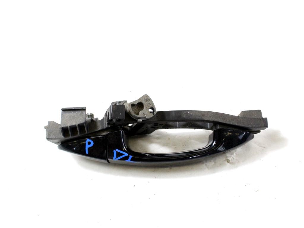 ZUNANJA KLJUKA ZADNJA DESNA VRATA OEM N. 1596773 ORIGINAL REZERVNI DEL FORD FIESTA CB1 CNN MK6 (09/2008 - 11/2012) DIESEL LETNIK 2009