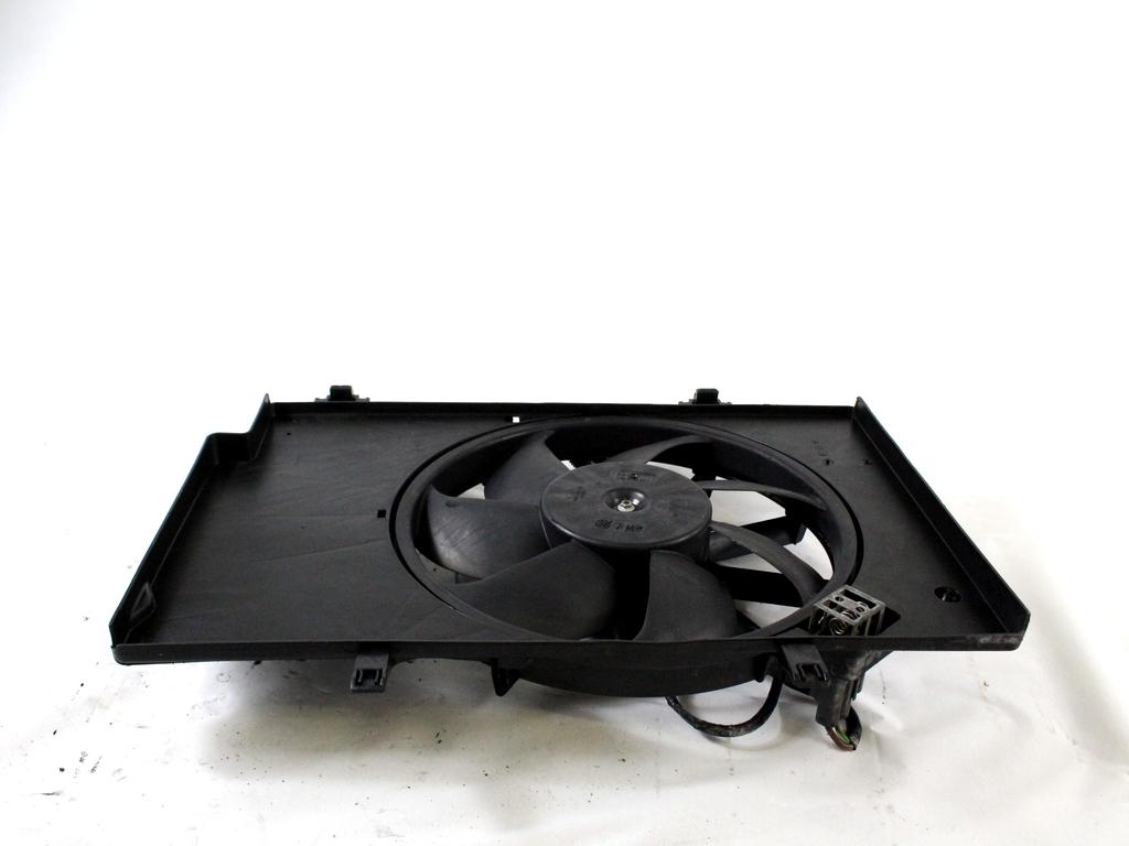 VENTILATOR HLADILNIKA OEM N. 8V51-8C607-CG ORIGINAL REZERVNI DEL FORD FIESTA CB1 CNN MK6 (09/2008 - 11/2012) DIESEL LETNIK 2009