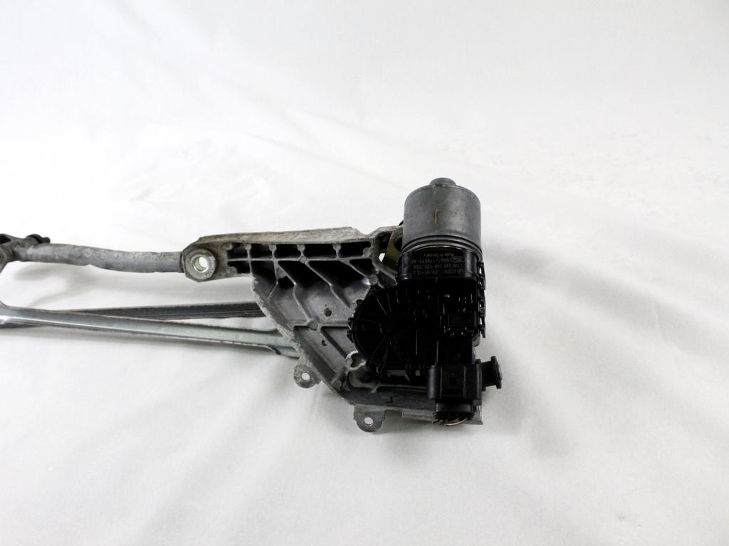 MOTORCEK PREDNJIH BRISALCEV OEM N. 8A61-17B571-AA ORIGINAL REZERVNI DEL FORD FIESTA CB1 CNN MK6 (09/2008 - 11/2012) DIESEL LETNIK 2009