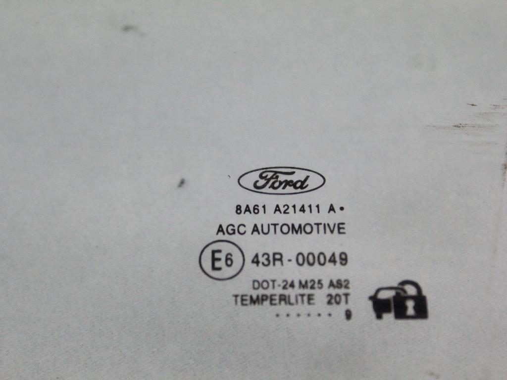 STEKLO SPREDNJIH LEVIH VRAT OEM N. 8A61-A21411-A ORIGINAL REZERVNI DEL FORD FIESTA CB1 CNN MK6 (09/2008 - 11/2012) DIESEL LETNIK 2009