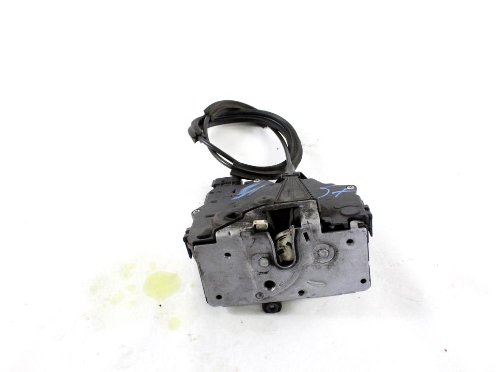 CENTRALNO ZAKLEPANJE PREDNIH LEVIH VRAT OEM N. 13258271 ORIGINAL REZERVNI DEL OPEL CORSA D S07 (2006 - 2011) DIESEL LETNIK 2010