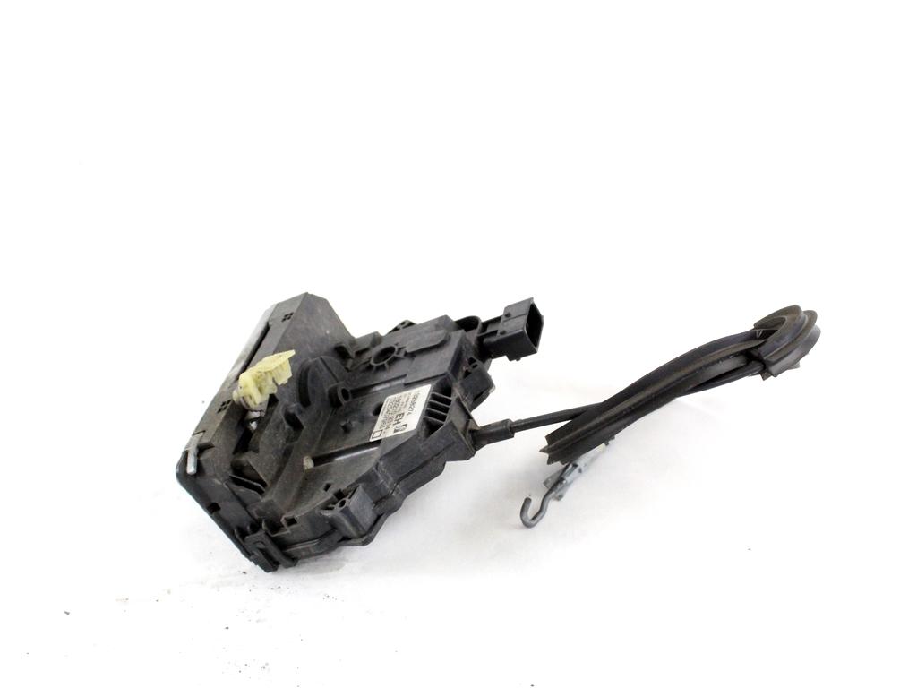 CENTRALNI ZAKLEP SPREDNJIH VRAT  OEM N. 13258274 ORIGINAL REZERVNI DEL OPEL CORSA D S07 (2006 - 2011) DIESEL LETNIK 2010