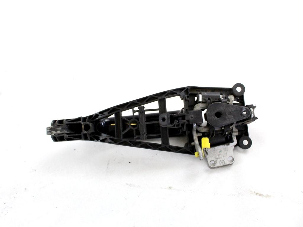 ZUNANJA KLJUKA SPREDNJA LEVA VRATA OEM N. 13255661 ORIGINAL REZERVNI DEL OPEL CORSA D S07 (2006 - 2011) DIESEL LETNIK 2010