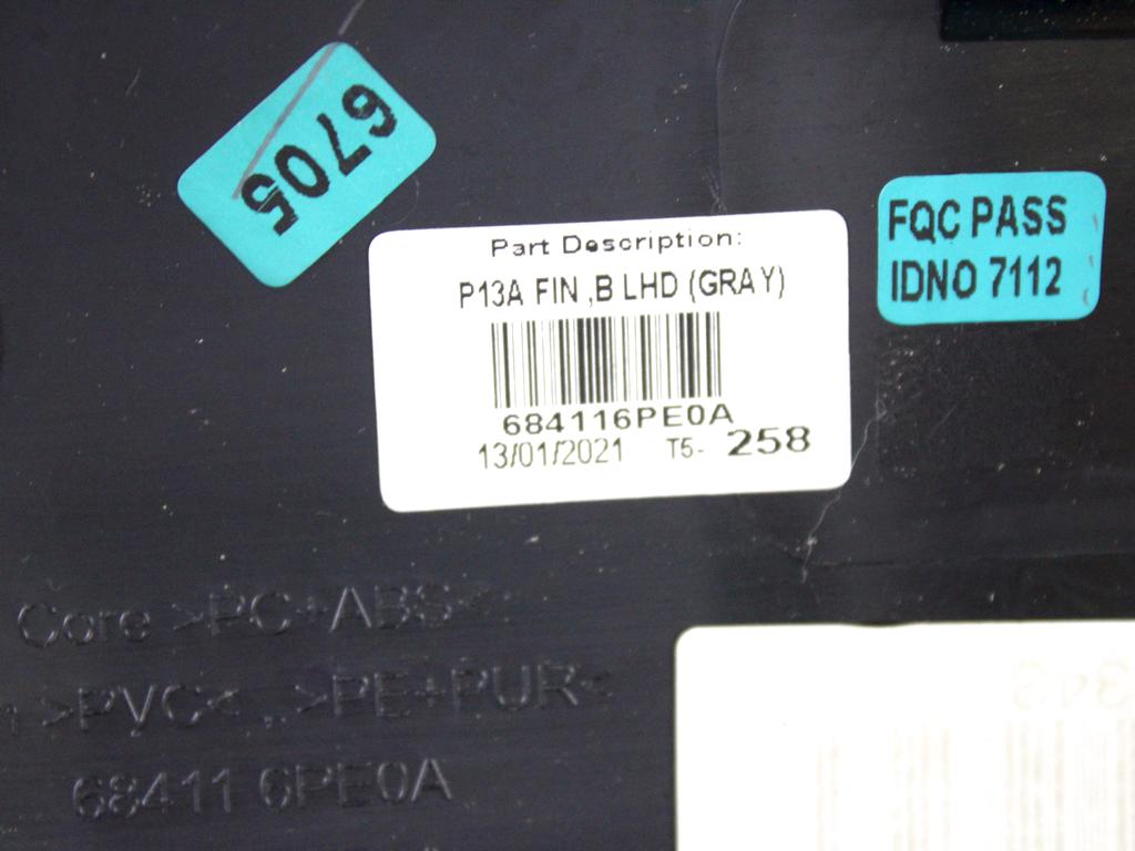 NOTRANJE OKRASNE LETVE  OEM N. 684116PE0A ORIGINAL REZERVNI DEL NISSAN JUKE F16 (DAL 2019)BENZINA LETNIK 2021