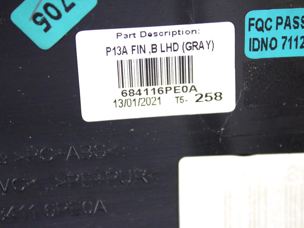 NOTRANJE OKRASNE LETVE  OEM N. 684116PE0A ORIGINAL REZERVNI DEL NISSAN JUKE F16 (DAL 2019)BENZINA LETNIK 2021