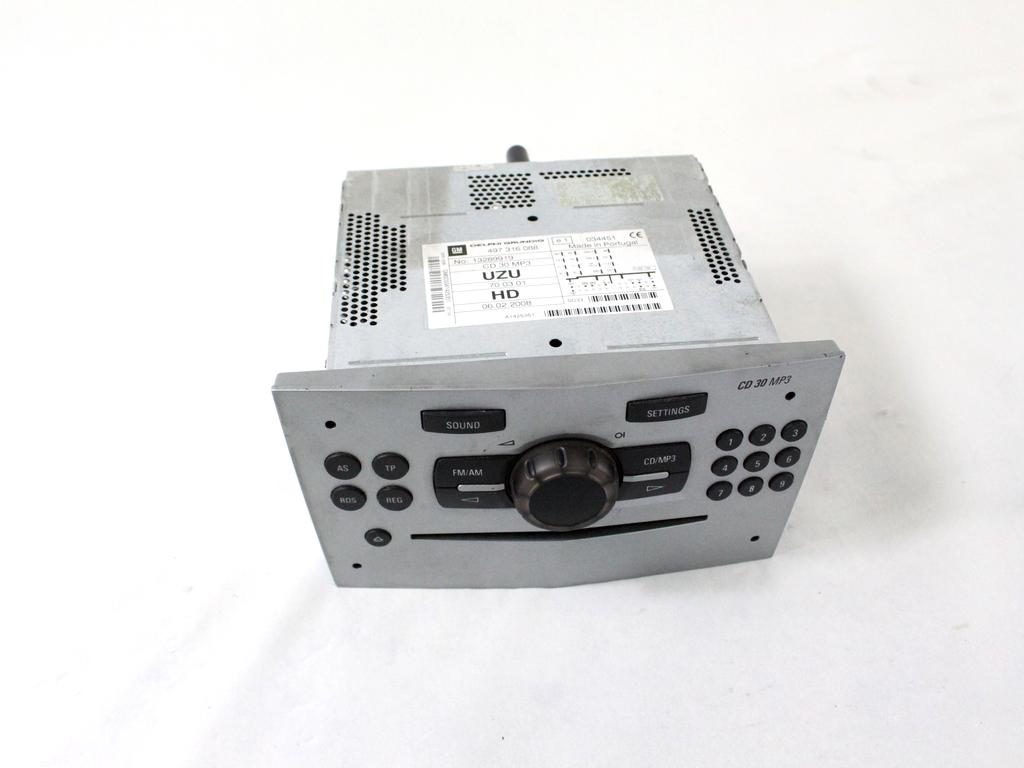 RADIO CD / OJACEVALNIK / IMETNIK HIFI OEM N. 13289919 ORIGINAL REZERVNI DEL OPEL CORSA D S07 (2006 - 2011) DIESEL LETNIK 2010