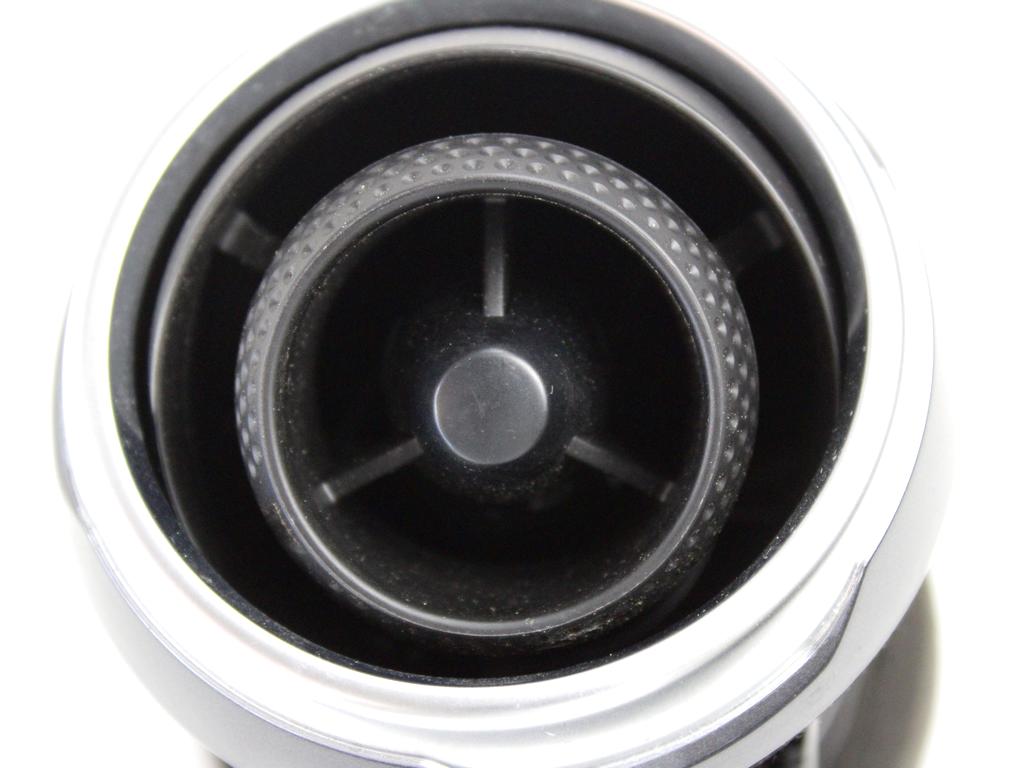 ODVOD ZRAKA OEM N. 68760-6PA0B ORIGINAL REZERVNI DEL NISSAN JUKE F16 (DAL 2019)BENZINA LETNIK 2021