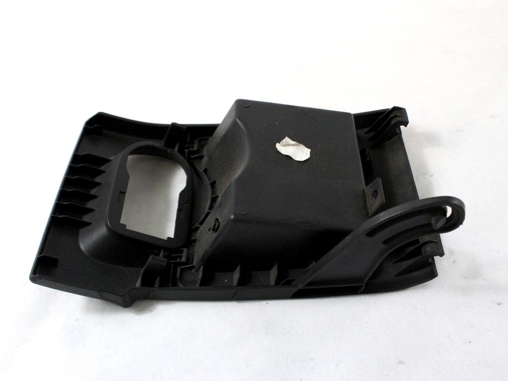 MONTA?NI DELI /  ARMATURNE PLOSCE SPODNJI OEM N. 13311820 ORIGINAL REZERVNI DEL OPEL CORSA D S07 (2006 - 2011) DIESEL LETNIK 2010