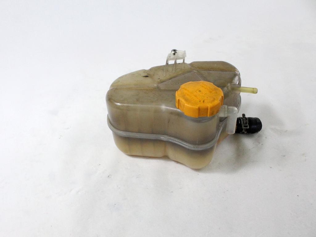 HLADILNA VODA ZA RADIJATORJE OEM N. 55702165 ORIGINAL REZERVNI DEL OPEL CORSA D S07 (2006 - 2011) DIESEL LETNIK 2010