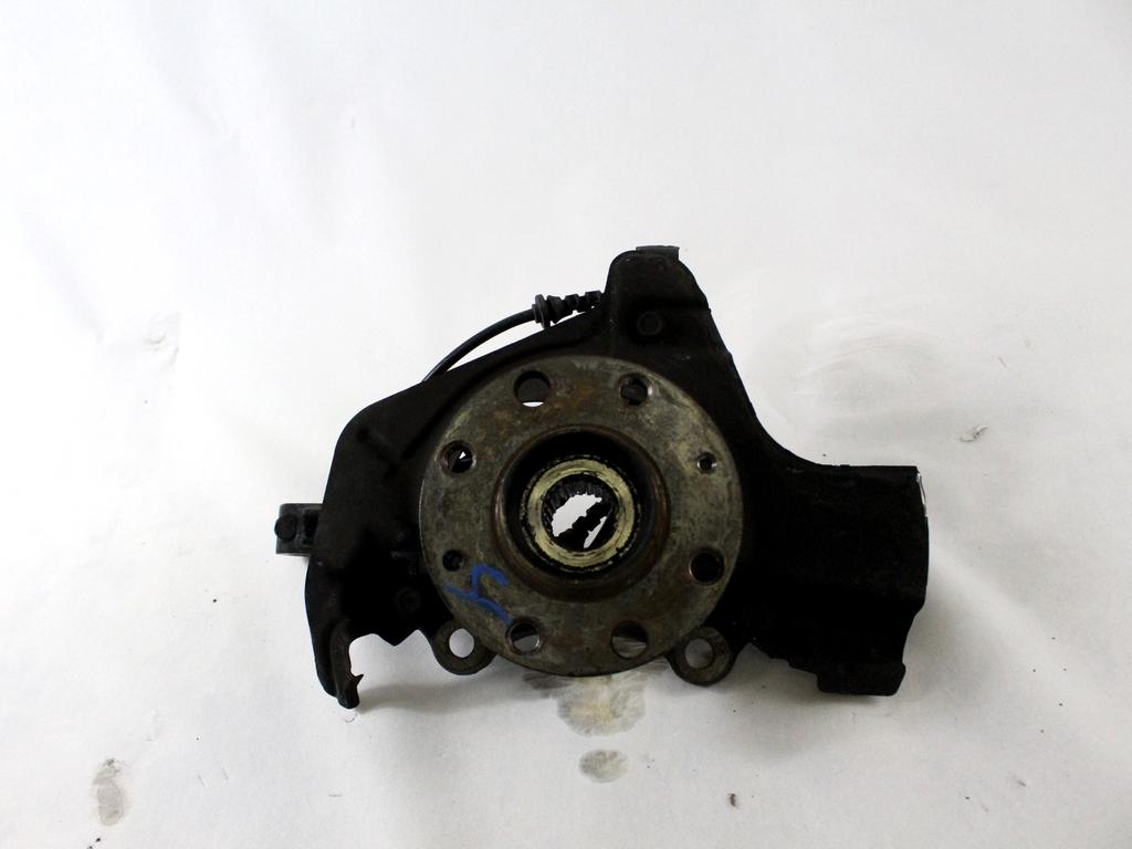 LEVI VRTLJIVI LEZAJ / PESTO KOLESA Z LEZAJEM SPREDAJ OEM N. 55703154 ORIGINAL REZERVNI DEL OPEL CORSA D S07 (2006 - 2011) DIESEL LETNIK 2010