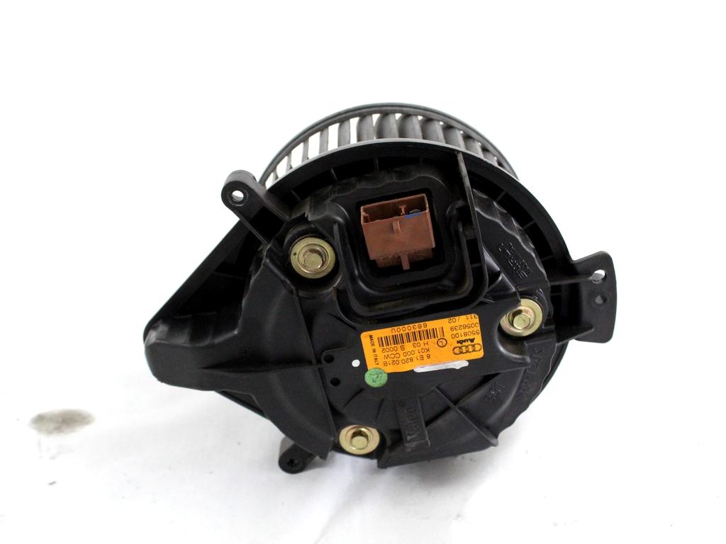 VENTILATOR  KABINE  OEM N. 8E1820021B ORIGINAL REZERVNI DEL AUDI A4 B6 8E2 8E5 BER/SW (2001 - 2005) DIESEL LETNIK 2002