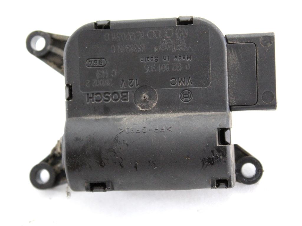 MOTORCEK OGREVANJA OEM N. 8E1820511D ORIGINAL REZERVNI DEL AUDI A4 B6 8E2 8E5 BER/SW (2001 - 2005) DIESEL LETNIK 2002