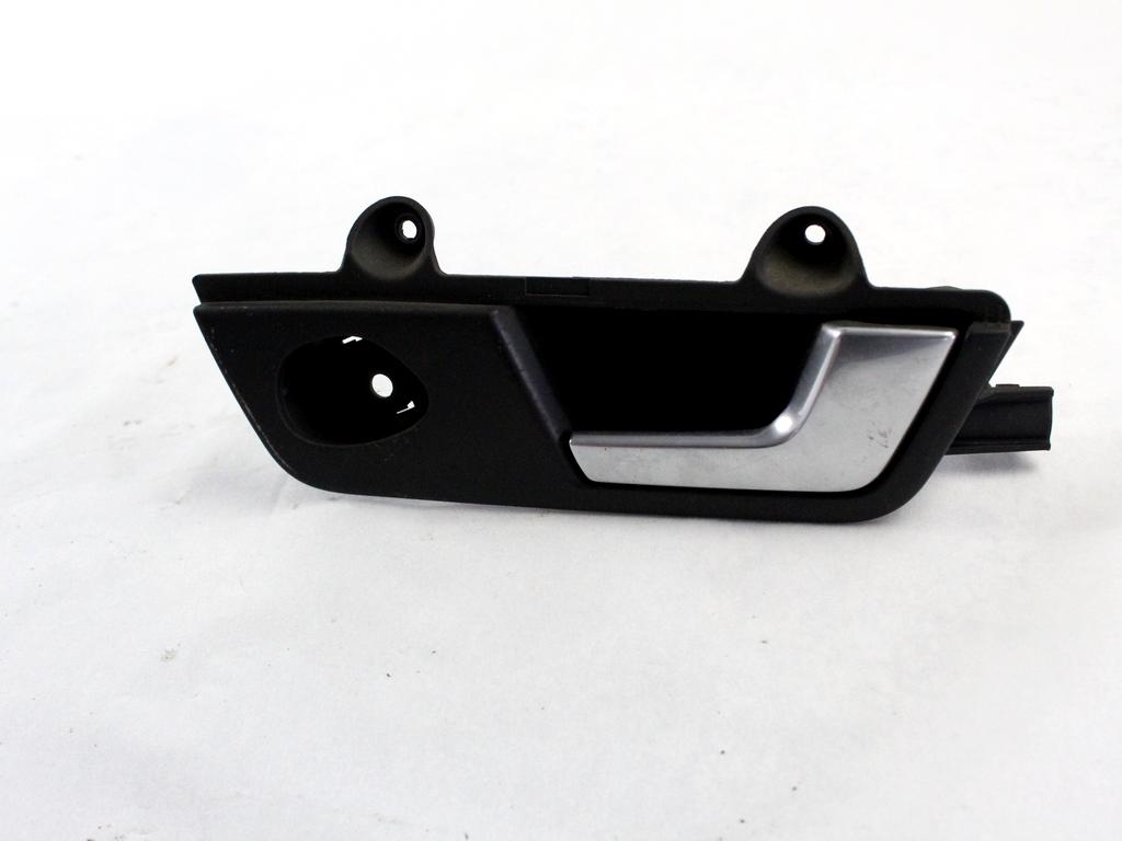 NOTRANJA KLJUKA  OEM N. 8E1837020F ORIGINAL REZERVNI DEL AUDI A4 B6 8E2 8E5 BER/SW (2001 - 2005) DIESEL LETNIK 2002