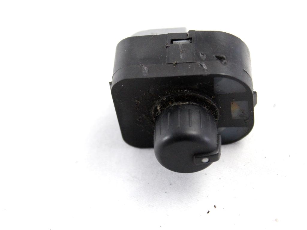 STIKALA ELEKTRICNIH OGLEDAL  OEM N. 8E0959565 ORIGINAL REZERVNI DEL AUDI A4 B6 8E2 8E5 BER/SW (2001 - 2005) DIESEL LETNIK 2002