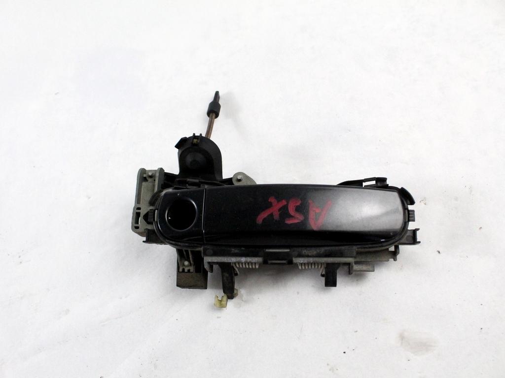 ZUNANJA KLJUKA SPREDNJA LEVA VRATA OEM N. 8E1837207 ORIGINAL REZERVNI DEL AUDI A4 B6 8E2 8E5 BER/SW (2001 - 2005) DIESEL LETNIK 2002