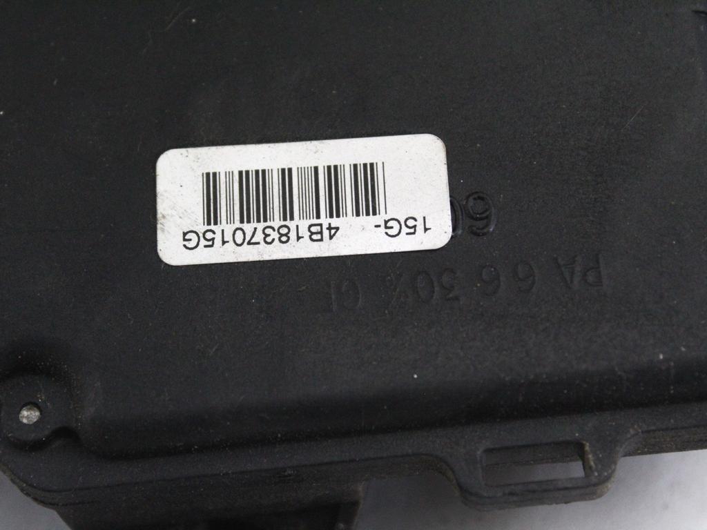 CENTRALNO ZAKLEPANJE PREDNIH LEVIH VRAT OEM N. 4B1837015G ORIGINAL REZERVNI DEL AUDI A4 B6 8E2 8E5 BER/SW (2001 - 2005) DIESEL LETNIK 2002