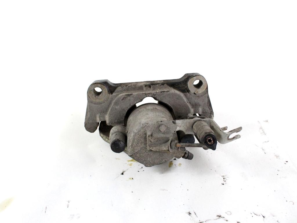 SPREDNJE DESNE ZAVORNE CELJUSTI  OEM N. 8E0615124A ORIGINAL REZERVNI DEL AUDI A4 B6 8E2 8E5 BER/SW (2001 - 2005) DIESEL LETNIK 2002