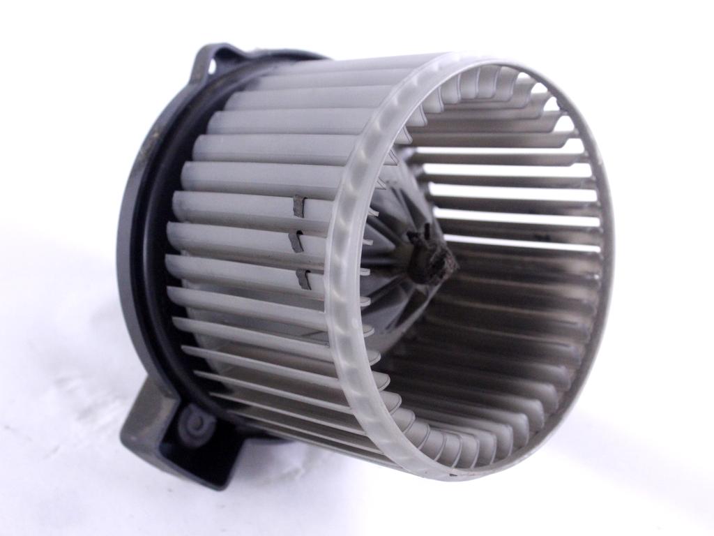 VENTILATOR  KABINE  OEM N. Q0004108V002000000 ORIGINAL REZERVNI DEL SMART FORTWO CITY-COUPE CABRIO 450 MK1 (1998 - 2007) DIESEL LETNIK 2004