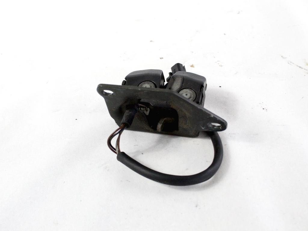 ZAKLEPANJE PRTLJA?NIH VRAT  OEM N. 51744021 ORIGINAL REZERVNI DEL FIAT PUNTO 188 MK2 R (2003 - 2011) DIESEL LETNIK 2003