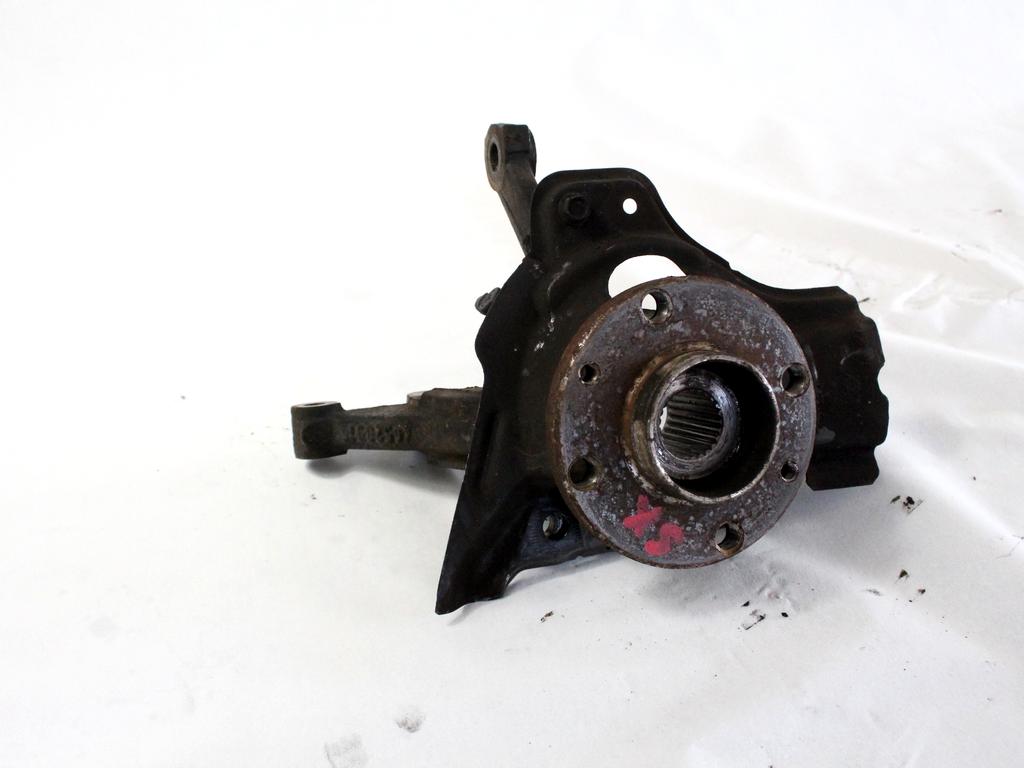 LEVI VRTLJIVI LEZAJ / PESTO KOLESA Z LEZAJEM SPREDAJ OEM N. 46528917 ORIGINAL REZERVNI DEL FIAT PUNTO 188 MK2 R (2003 - 2011) DIESEL LETNIK 2003