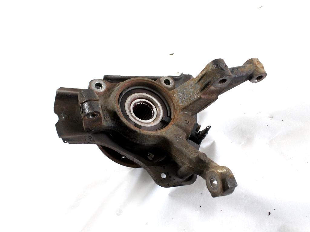 VRTLJIVI LEZAJ DESNO / PESTO KOLESA Z LEZAJEM SPREDAJ OEM N. 46528906 ORIGINAL REZERVNI DEL FIAT PUNTO 188 MK2 R (2003 - 2011) DIESEL LETNIK 2003