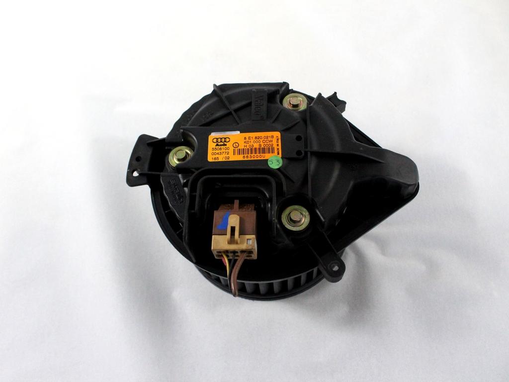 VENTILATOR  KABINE  OEM N. 8E1820021B ORIGINAL REZERVNI DEL AUDI A4 B6 8E2 8E5 BER/SW (2001 - 2005) DIESEL LETNIK 2002