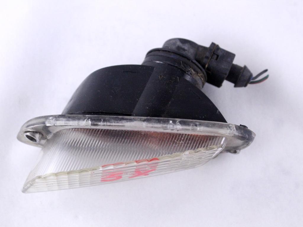 SPREDNJI INDIKATOR OEM N. XBD000070 ORIGINAL REZERVNI DEL MG ZR (2001 - 2005) BENZINA LETNIK 2006