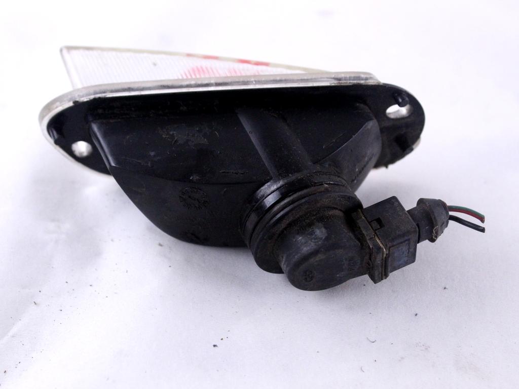 SPREDNJI INDIKATOR OEM N. XBD000070 ORIGINAL REZERVNI DEL MG ZR (2001 - 2005) BENZINA LETNIK 2006