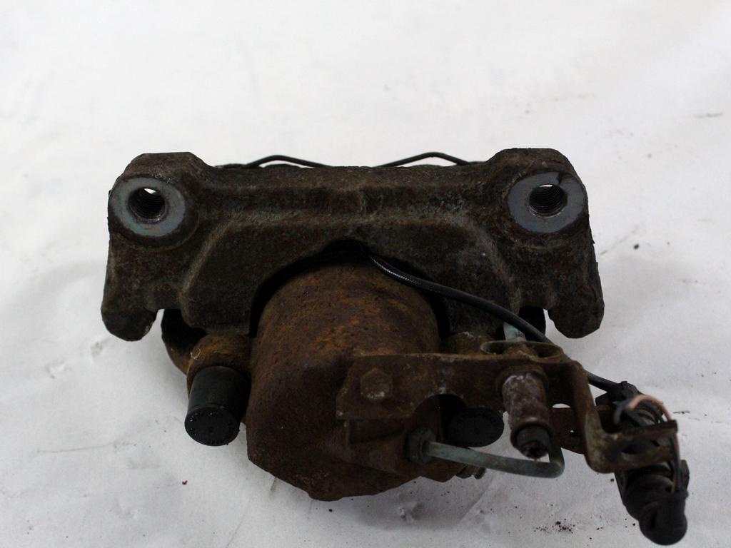 SPREDNJE DESNE ZAVORNE CELJUSTI  OEM N. 8E0615124A ORIGINAL REZERVNI DEL AUDI A4 B6 8E2 8E5 BER/SW (2001 - 2005) DIESEL LETNIK 2002