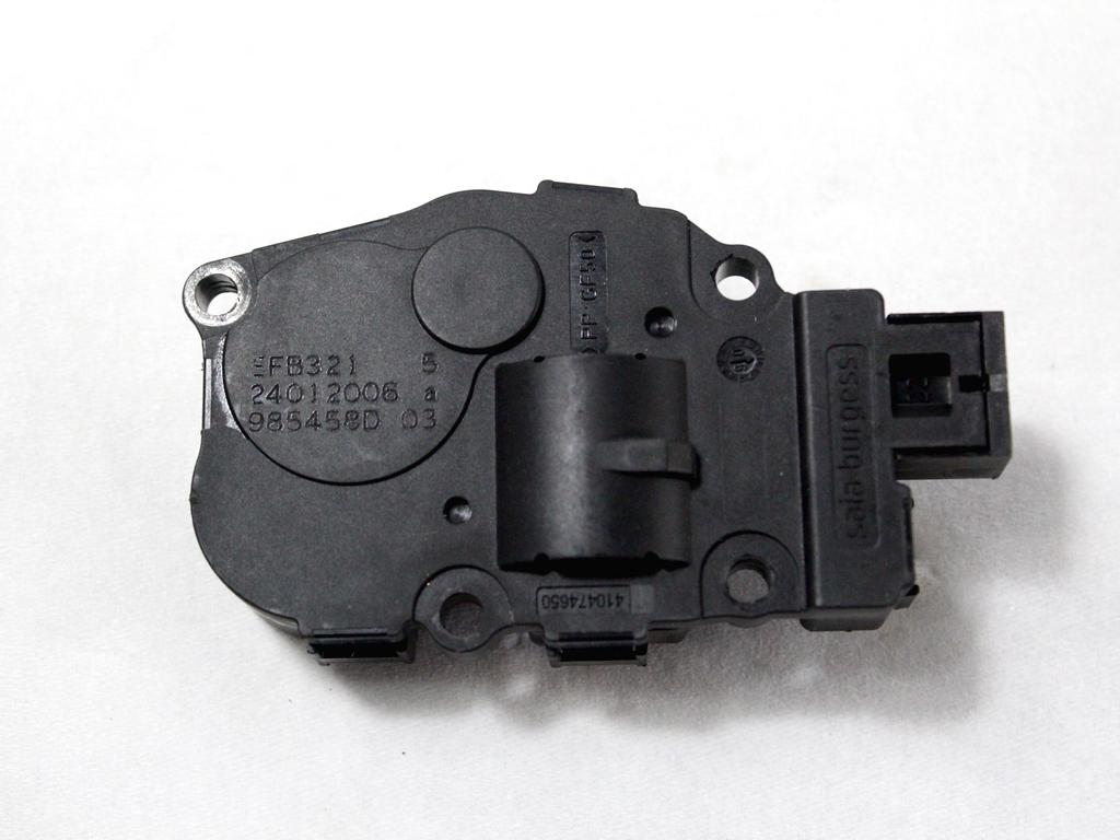 MOTORCEK OGREVANJA OEM N. 985458D ORIGINAL REZERVNI DEL BMW SERIE 1 BER/COUPE/CABRIO E81/E82/E87/E88 (2003 - 2007) DIESEL LETNIK 2006