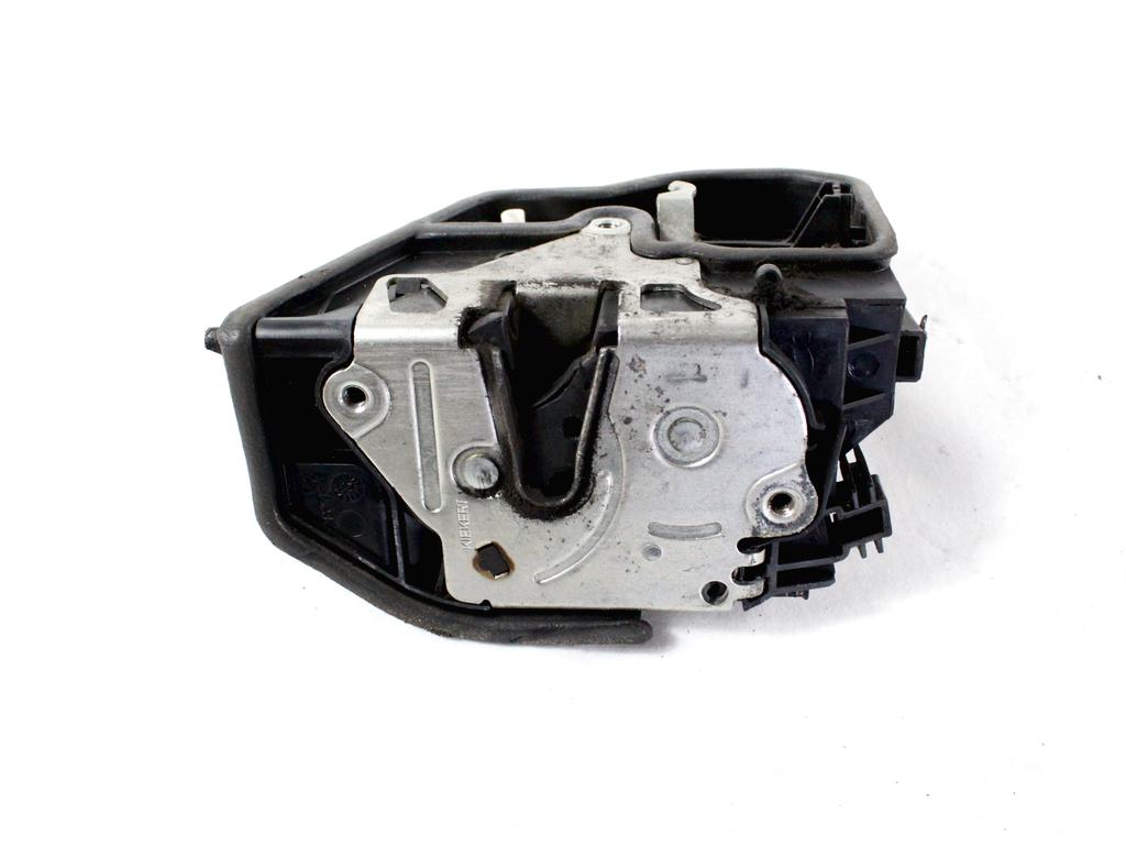 CENTRALNA KLJUCAVNICA ZADJIH LEVIH VRAT OEM N. 51227202147 ORIGINAL REZERVNI DEL BMW SERIE 1 BER/COUPE/CABRIO E81/E82/E87/E88 (2003 - 2007) DIESEL LETNIK 2006