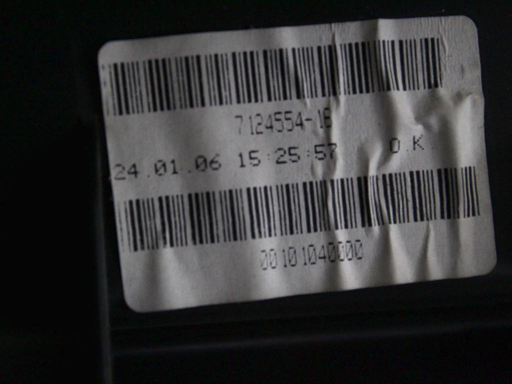 PREDAL ZA DOKUMENTE OEM N. 7124554 ORIGINAL REZERVNI DEL BMW SERIE 1 BER/COUPE/CABRIO E81/E82/E87/E88 (2003 - 2007) DIESEL LETNIK 2006