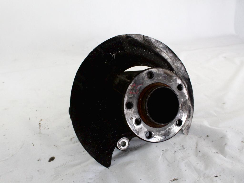 LEVI VRTLJIVI LEZAJ / PESTO KOLESA Z LEZAJEM SPREDAJ OEM N. 31216764443 ORIGINAL REZERVNI DEL BMW SERIE 1 BER/COUPE/CABRIO E81/E82/E87/E88 (2003 - 2007) DIESEL LETNIK 2006