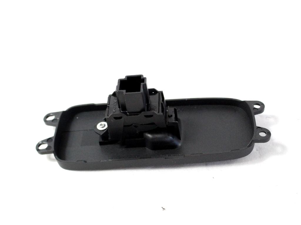 STIKALO SPREDNJIH DESNIH SIP OEM N. 30658448 ORIGINAL REZERVNI DEL VOLVO V50 545 (2004 - 05/2007) DIESEL LETNIK 2004