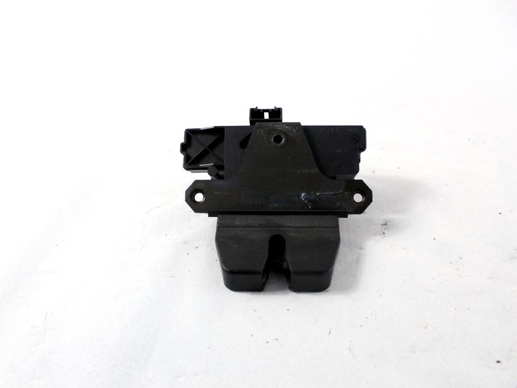 ZAKLEPANJE PRTLJA?NIH VRAT  OEM N. 4N51-A442A66-AK ORIGINAL REZERVNI DEL VOLVO V50 545 (2004 - 05/2007) DIESEL LETNIK 2004