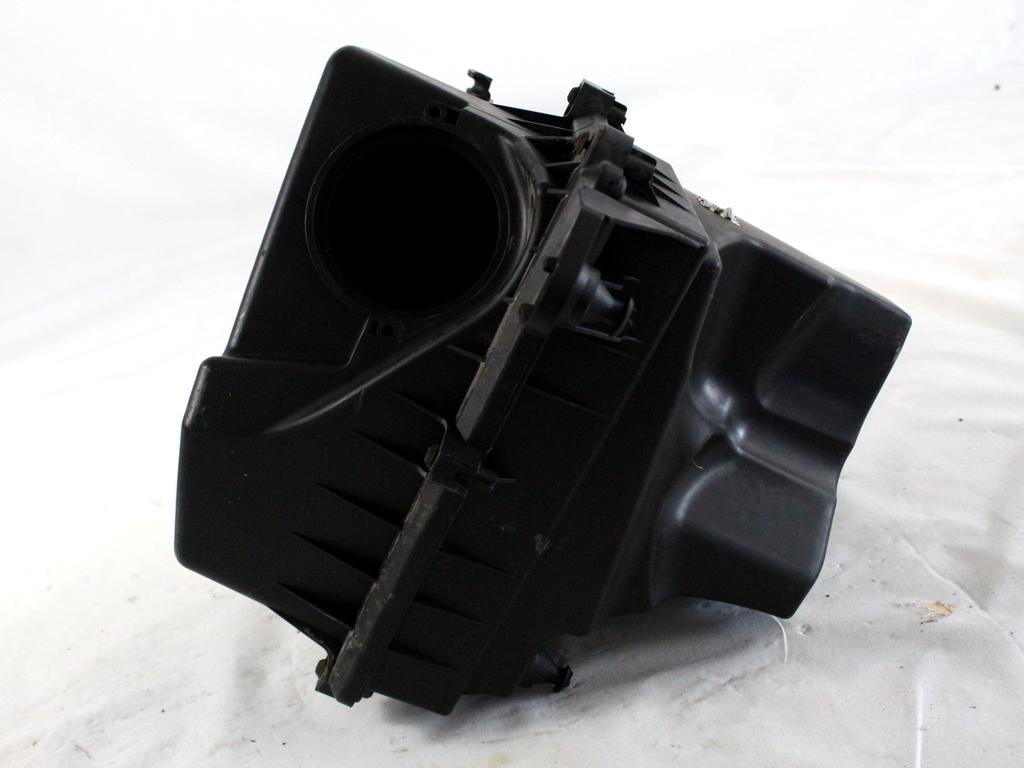 FILTAR ZRAKA OEM N. 4M51-9600-AG ORIGINAL REZERVNI DEL VOLVO V50 545 (2004 - 05/2007) DIESEL LETNIK 2004