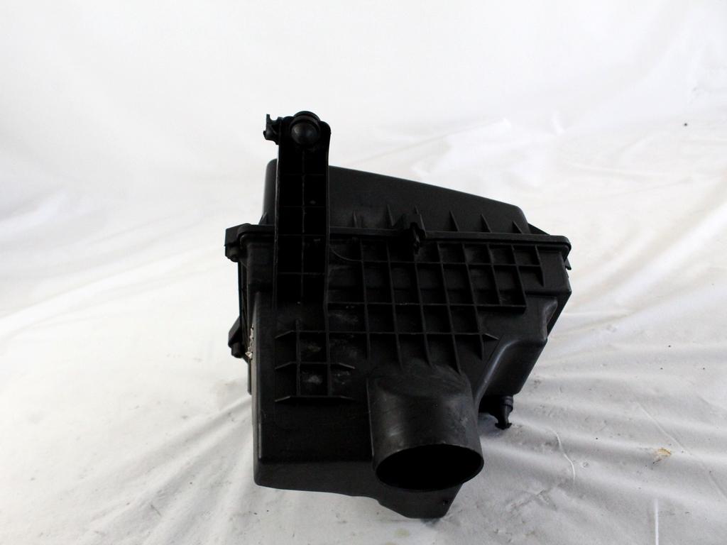 FILTAR ZRAKA OEM N. 4M51-9600-AG ORIGINAL REZERVNI DEL VOLVO V50 545 (2004 - 05/2007) DIESEL LETNIK 2004