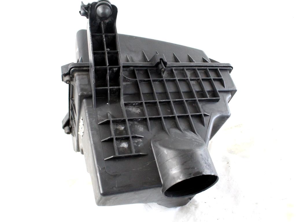 FILTAR ZRAKA OEM N. 4M51-9600-AG ORIGINAL REZERVNI DEL VOLVO V50 545 (2004 - 05/2007) DIESEL LETNIK 2004