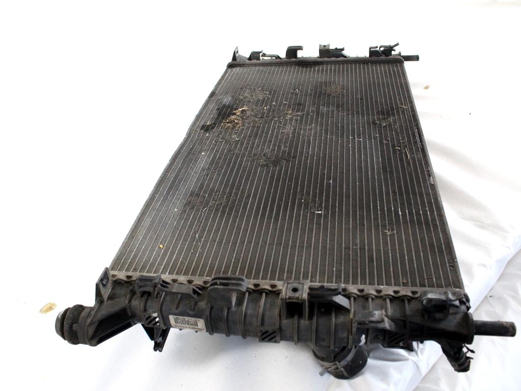 RADIATOR VODE OEM N. 3M5H8005TJ ORIGINAL REZERVNI DEL VOLVO V50 545 (2004 - 05/2007) DIESEL LETNIK 2004