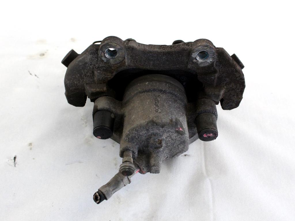 SPREDNJE DESNE ZAVORNE CELJUSTI  OEM N. 8602908 ORIGINAL REZERVNI DEL VOLVO V50 545 (2004 - 05/2007) DIESEL LETNIK 2004