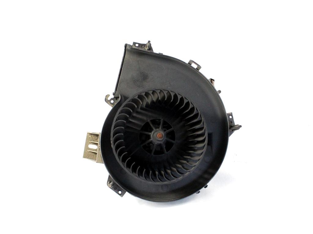 VENTILATOR  KABINE  OEM N. 90535114 ORIGINAL REZERVNI DEL OPEL COMBO C (2001 - 2011) BENZINA/METANO LETNIK 2009