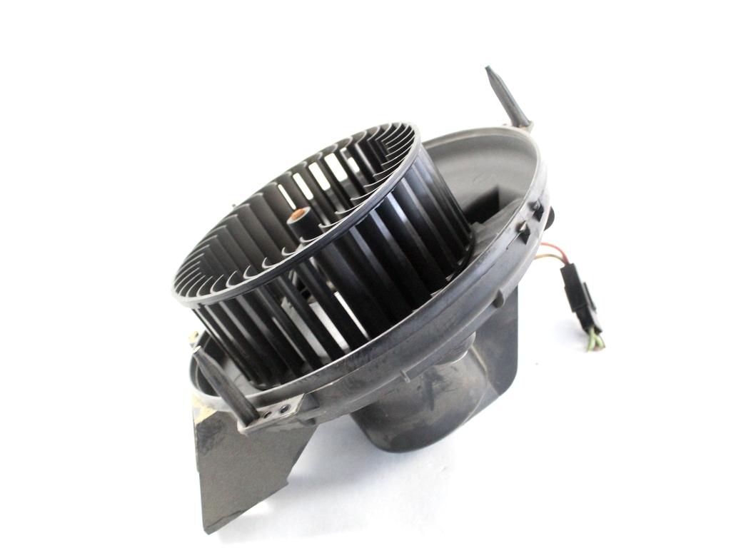 VENTILATOR  KABINE  OEM N. 90535114 ORIGINAL REZERVNI DEL OPEL COMBO C (2001 - 2011) BENZINA/METANO LETNIK 2009