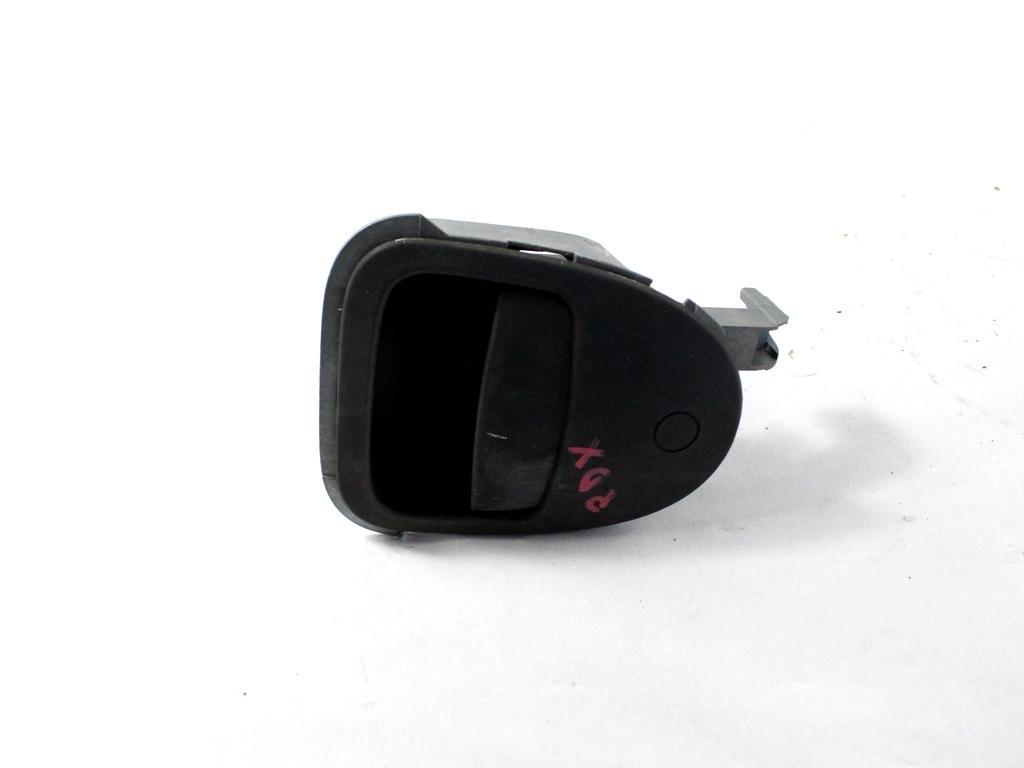 ZUNANJA KLJUKA ZADNJA DESNA VRATA OEM N. 13166502 ORIGINAL REZERVNI DEL OPEL COMBO C (2001 - 2011) BENZINA/METANO LETNIK 2009